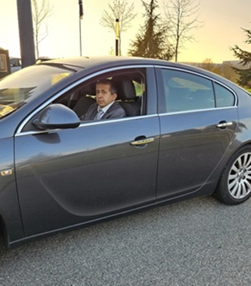 chauffeur vtc-Saint-Priest